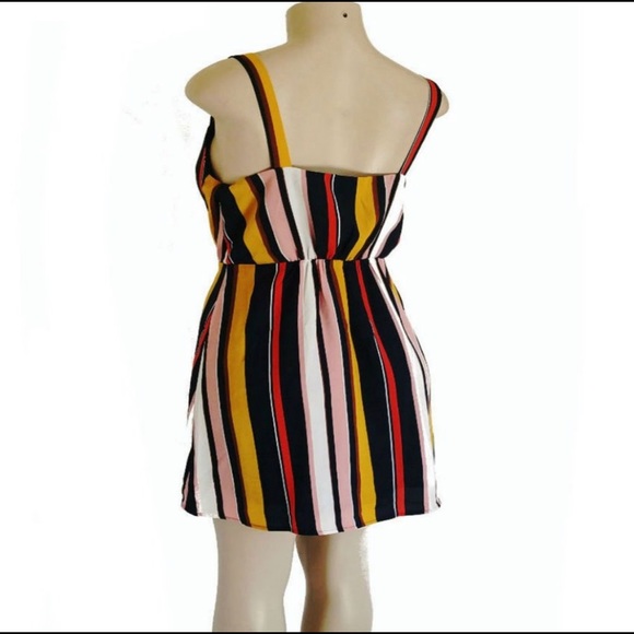 New stripe Dress - Picture 3 of 3